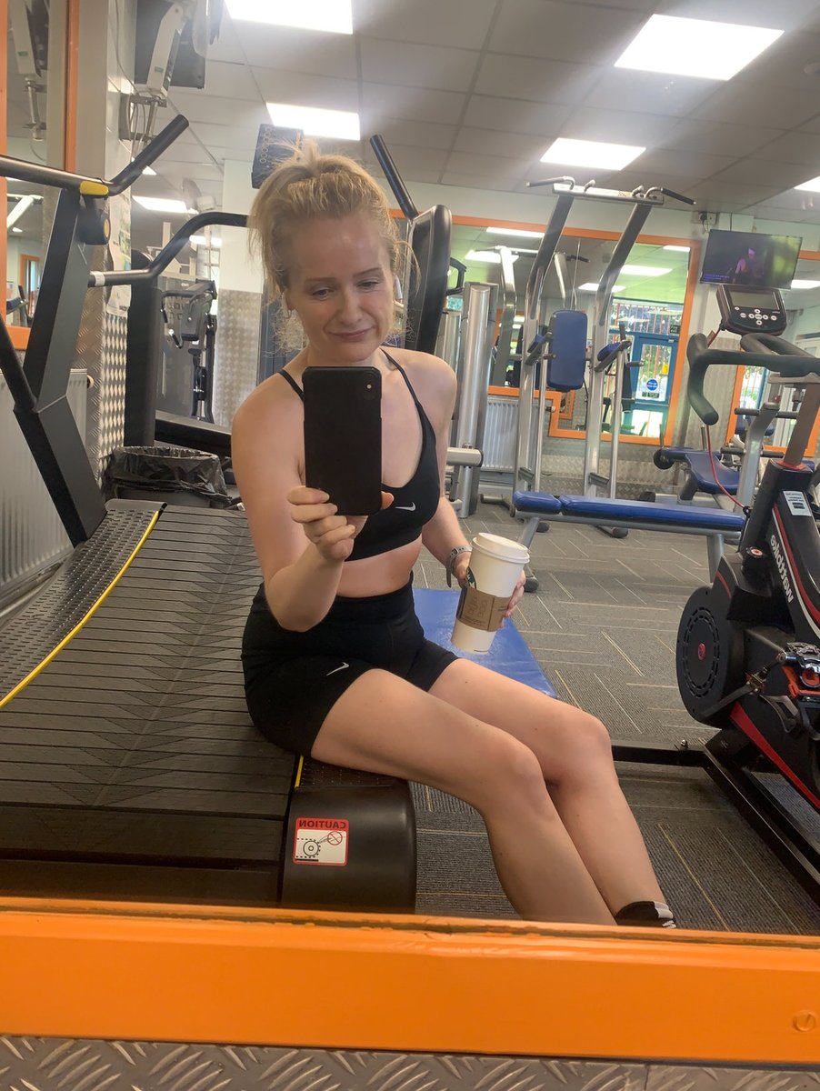 Babsytherunner's tweet image. ⁦@wattbike⁩ morning! And now coffee in hand…#saturdaysweat ☕️ #happygirl🥰🚴‍♀️