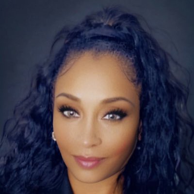 Angelicafloyd's tweet photo. #NewProfilePic https://t.co/4bm5JTwWkE