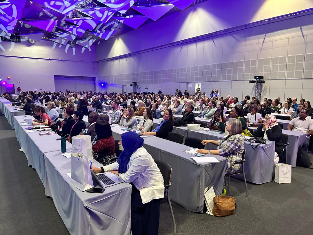 ApefeBurundi's tweet image. Jour 1 du Congrès @WorldPhysio1951  à #CapeTown! Le stand de l&apos;@APEFE a attiré de nombreux visiteurs et a permis de partager nos initiatives au #Burundi, au #Burkinafaso et #Bénin.
@PhysioSA #SouthAfrica
