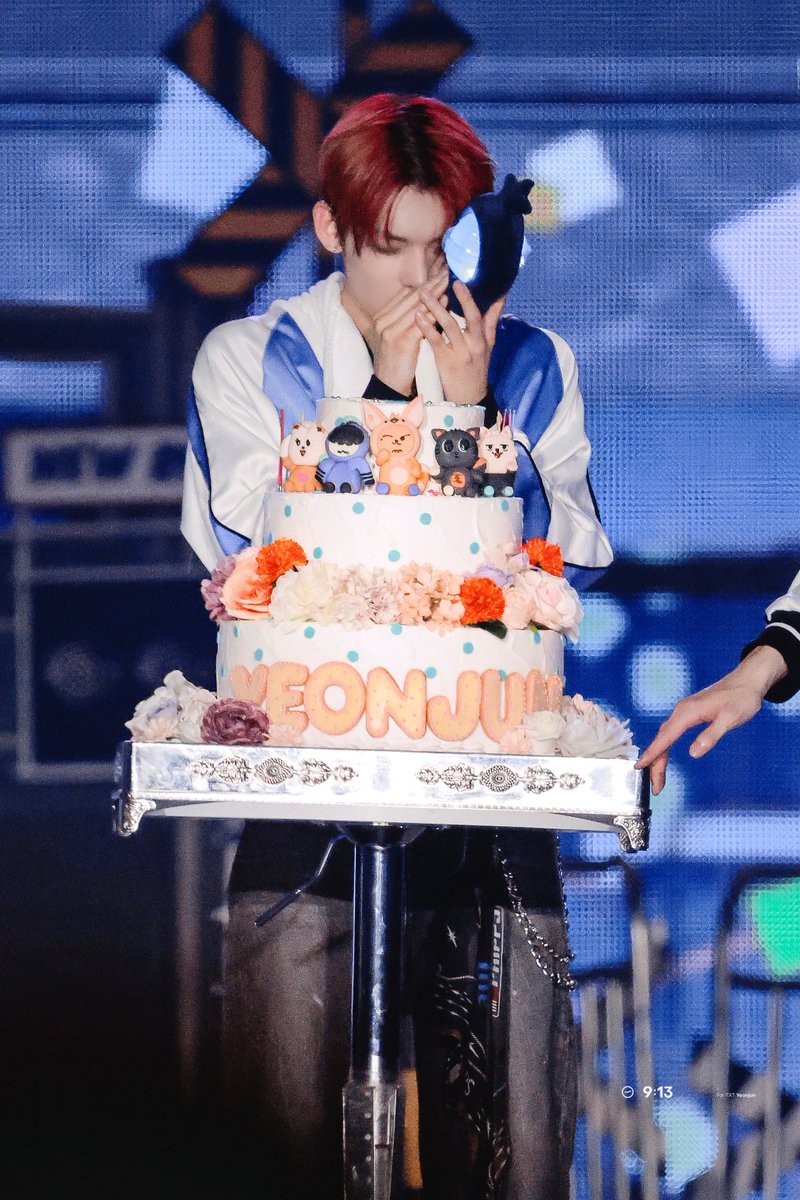TIME_yj's tweet photo. 240914

🎂

#연준 #YEONJUN 
#TOMORROW_X_TOGETHER https://t.co/yUDBWsrc9N