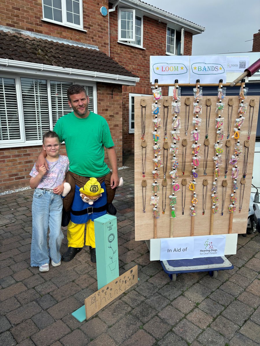 HearingDogs's tweet photo. The biggest thank you to eight-year-old Sophia from Fangfoss in Yorkshire!
Sophia has raised an amazing £640 for Hearing Dogs by selling homemade jewellery at the Fangfest arts and crafts celebration last weekend. https://t.co/OP2XCzejlc
