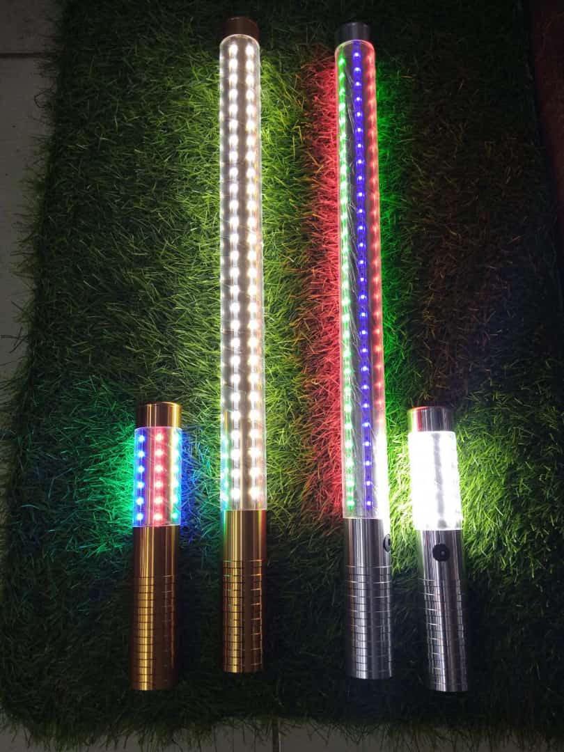 FireworksHigh's tweet image. ZILE ZA MBWEMBWE!

Rechargable  LED sparklers

Available in white and multicolor

From as low as ksh.3000

Call or text 0707479109

#Aoko #MasculinitySaturday  #Sancho