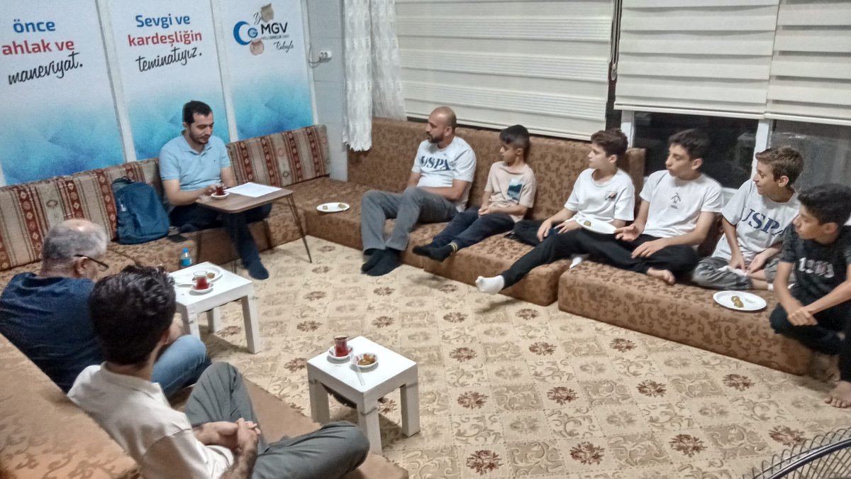 agdkcekmece_'s tweet photo. İstasyon Mahalle Temsilciliğimizde Şuur Dersimizi gerçekleştirdik.

📍İstasyon Mahalle Temsilciliği https://t.co/fGnJNZzLsv
