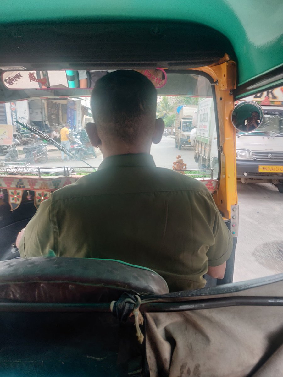 Cyc Firoza 🇮🇳🚲 1st Bicycle Mayor of Mumbai (@cycfiroza) on Twitter photo Waited endlessly for a rick at Kharghar to go to Belapur, only to be rejected because I insisted on paying by meter. Not a single rick was willng to drop us by meter fare. Finally gave up due to lack of time and patience. Who is accountable for this arm-twisting <a href="/Navimumpolice/">नवी मुंबई पोलीस - Navi Mumbai Police</a> Waited endlessly for a rick at Kharghar to go to Belapur, only to be rejected because I insisted on paying by meter. Not a single rick was willng to drop us by meter fare. Finally gave up due to lack of time and patience. Who is accountable for this arm-twisting <a href="/Navimumpolice/">नवी मुंबई पोलीस - Navi Mumbai Police</a>