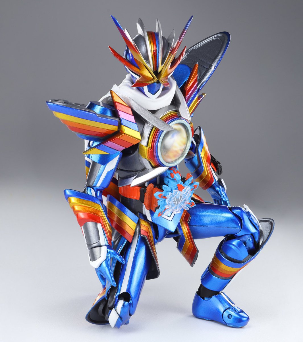 フィギュアーツ改造 仮面ライダーレインボーガッチャード 完成しました