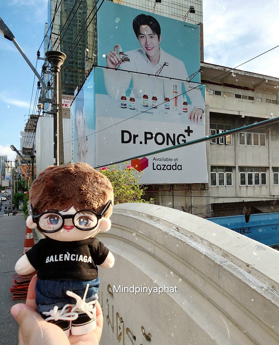 mindpinyaphat's tweet photo. :)
Miss u
#KimSeonHo #คิมซอนโฮ #김선호
#EffectiveLovexKSH
#DrPONGxKimSeonho
#DrPongทำถึงมาก👍🏻
#SeonhoHaDa https://t.co/8dxNDYbRzd
