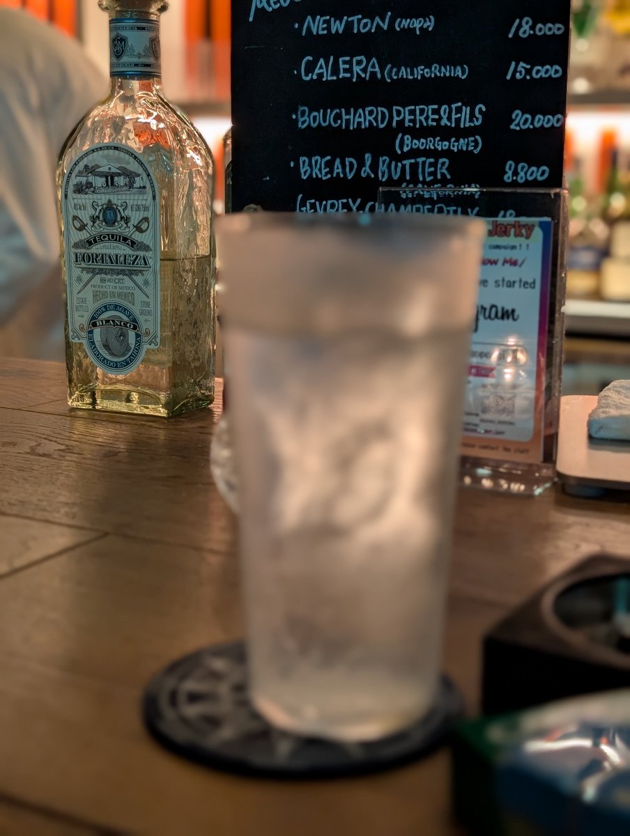 lover_premium's tweet photo. 一軒目は六本木。
仲良いけど、最近行っていなかったお店を回る日。
#テキーラ #Tequila #Buenasroppongi https://t.co/ACfe1S3e8V