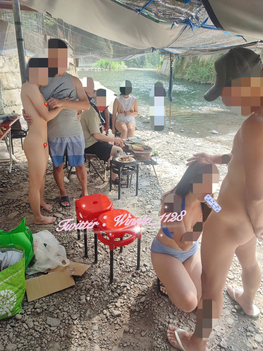 旁邊都已經在吃肉棒了，居然還有人能夠認真烤肉🤣🤣🤣
ㄟ...不是啊，我的香腸熟了嗎🤪 https://t.co/aSBupRTaRc
