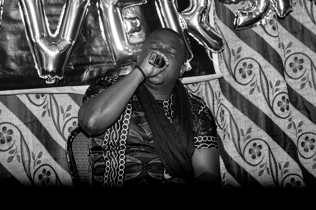 Mottanni's tweet photo. When man don succeed for comot aside so
Man di wander whether e go start na with which bolo
Man don over waa inside ntang
Sotey all thing finish even nang
Any how
God bless Abakwa
God Bless you
#237poets
#Mottanni
#ngraffipikin
#237trainer
#empowerment https://t.co/fSCdM0QLui