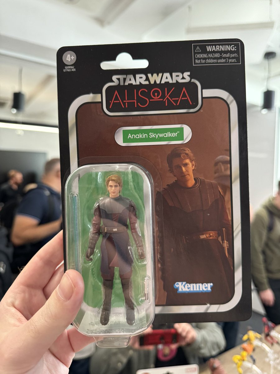 StarWarsSession's tweet image. So glad to be attending the #HasbroPulseCon2024 brunch at the @hasbropulse London office today. Some great announcements and new figures.