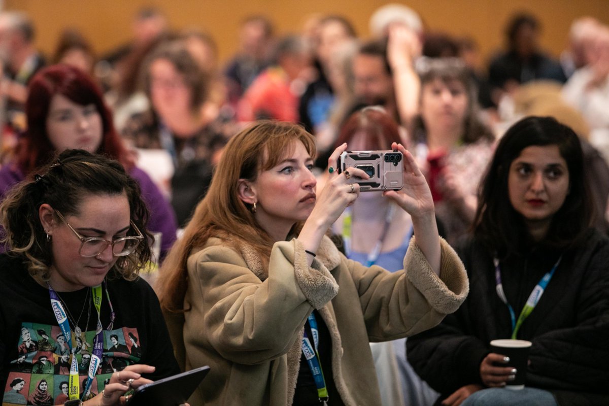 Hundreds of NEU school and college reps are gathering in Leeds for our first national reps' conference today - discussing how educators can work together to shape the future of education <a href="/DanielKebedeNEU/">Daniel Kebede</a> #ValueEducation #ProudToBeNEU
📸<a href="/142koismiah/">Kois Miah</a>