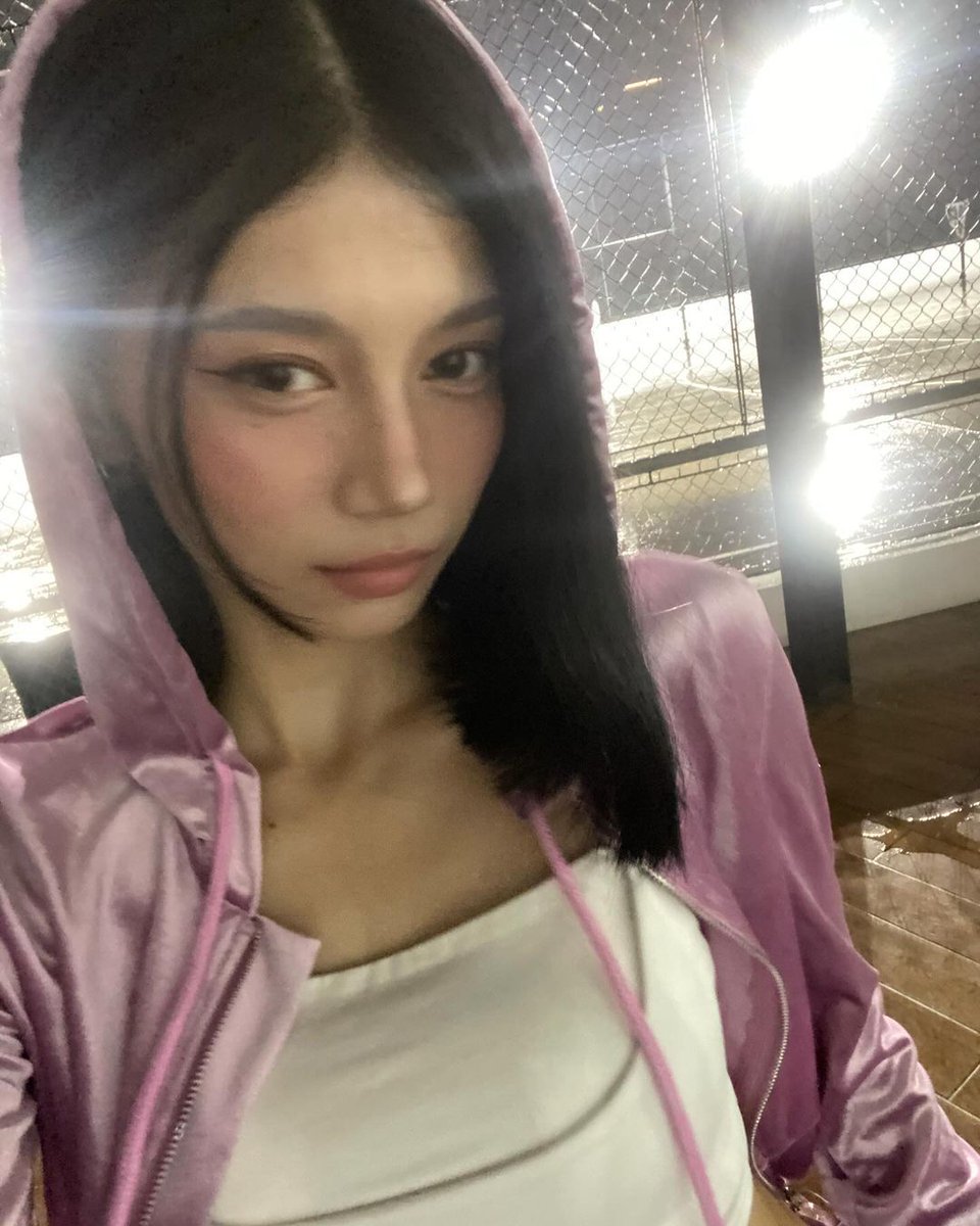 chrlttvisuals's tweet photo. 🫧

[ @/charlottescrtr ig post ]

@KAIAOfficialPH #KAIA
#KAIA_CHARLOTTE https://t.co/YExiYtMPZu
