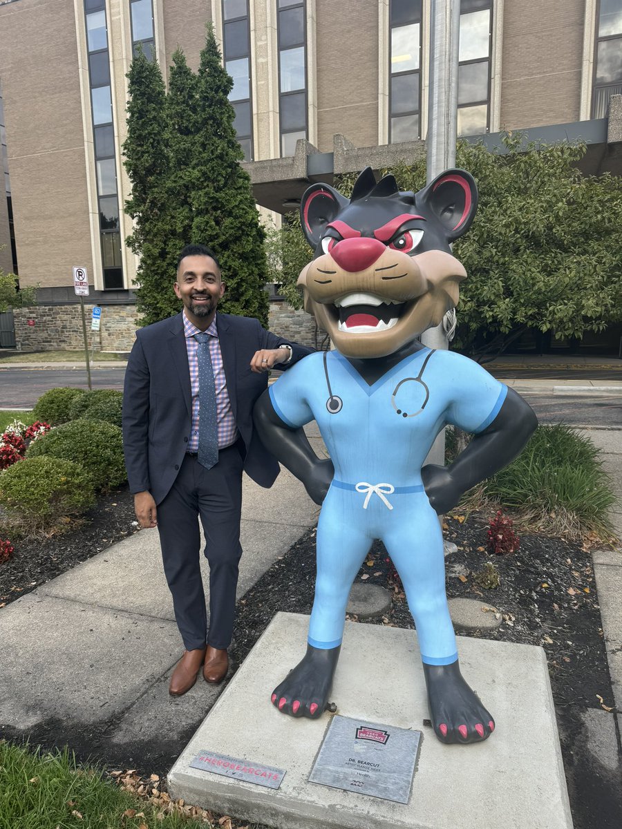 Joe Mammarappallil (@jmammarappallil) on Twitter photo Big 🙏🏾 to <a href="/UCincyMedicine/">UC College of Medicine</a> <a href="/UCRadRes/">UCRadRes</a> + <a href="/CincyKidsRad/">Cincy Kids Radiology</a> for the grand rounds invite! 👨🏽🏫 Awesome faculty and amazing residents! Oustanding facilities!!! #benfelsonportrait! Felt like 🏡.Thank you <a href="/EZERads/">Eric England</a> <a href="/MaryMahoneyMD/">Mary Mahoney</a> <a href="/vagal01/">Achala Vagal MD, MS</a> <a href="/DukeRadiology/">Duke Radiology</a> <a href="/DukeRadCTI/">DukeCTI</a> 🩻 Big 🙏🏾 to <a href="/UCincyMedicine/">UC College of Medicine</a> <a href="/UCRadRes/">UCRadRes</a> + <a href="/CincyKidsRad/">Cincy Kids Radiology</a> for the grand rounds invite! 👨🏽🏫 Awesome faculty and amazing residents! Oustanding facilities!!! #benfelsonportrait! Felt like 🏡.Thank you <a href="/EZERads/">Eric England</a> <a href="/MaryMahoneyMD/">Mary Mahoney</a> <a href="/vagal01/">Achala Vagal MD, MS</a> <a href="/DukeRadiology/">Duke Radiology</a> <a href="/DukeRadCTI/">DukeCTI</a> 🩻