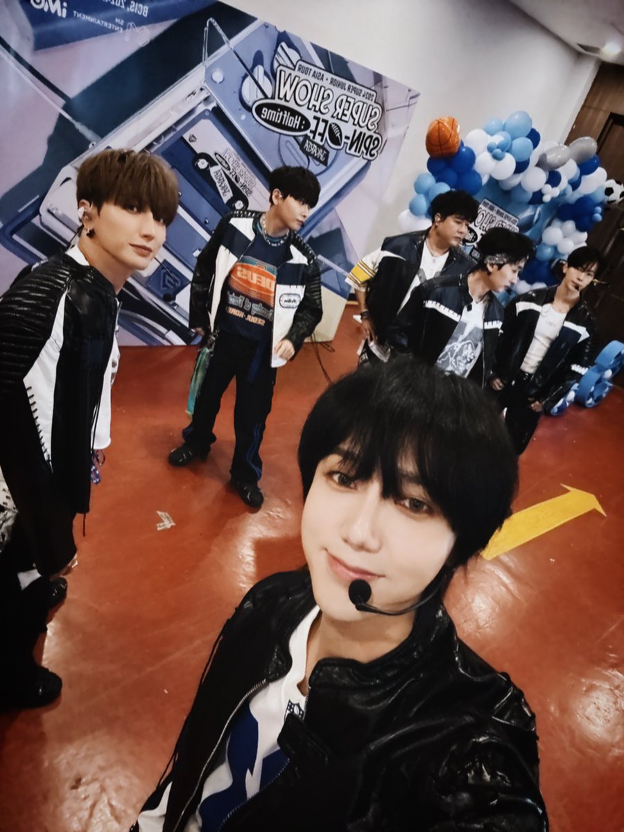 shfly3424's tweet photo. Our spin-off show was able to finish safely thanks to you all. Thank you always~~ Now I'll return to my music~ When the cool wind blows.. 🍂 @SJofficial https://t.co/INZxMFZokv