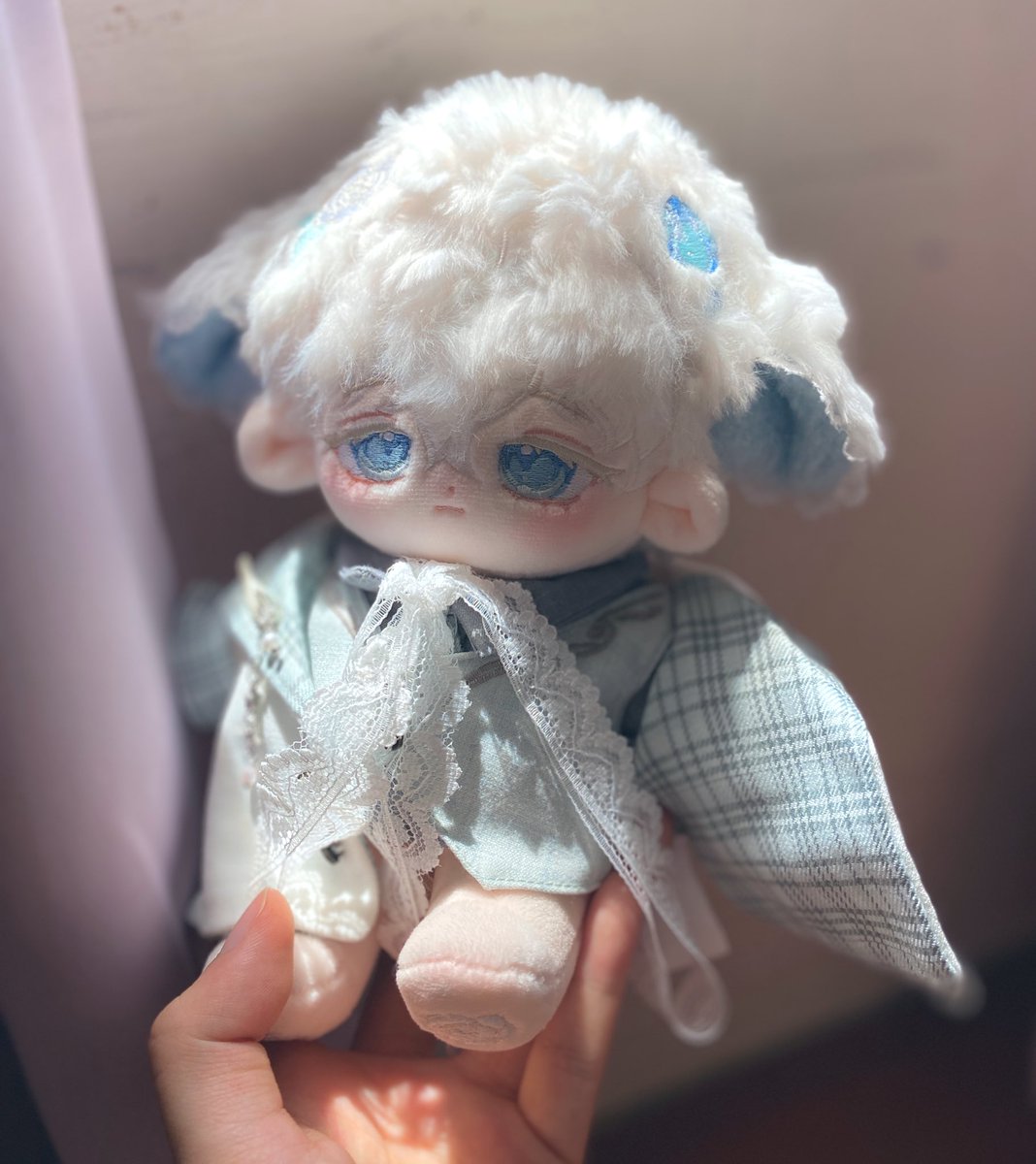 thebeing0214's tweet photo. 🍑🍷桃醉
🎀🐈‍⬛咪露醬
💎🐑艾許Asher
💐💌🐱相鉉

突然變成私生富翁🥹👍

Doll art from @RANG_329 🩷 https://t.co/MxnjBObKbp