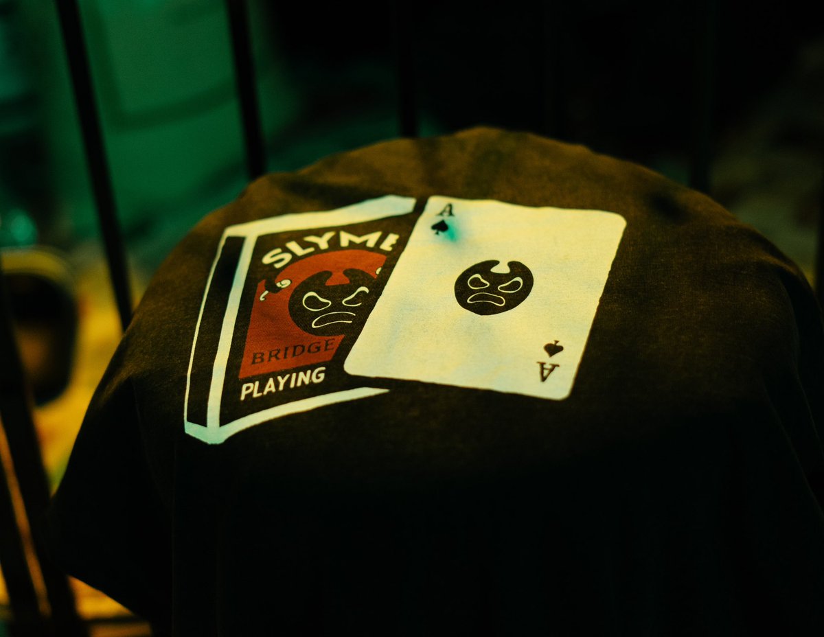 SLYMEclothing's tweet photo. ACE OF SLYME TEE ♠️ 
ONLY AT https://t.co/foZredHX39 https://t.co/HkatnS6wkx
