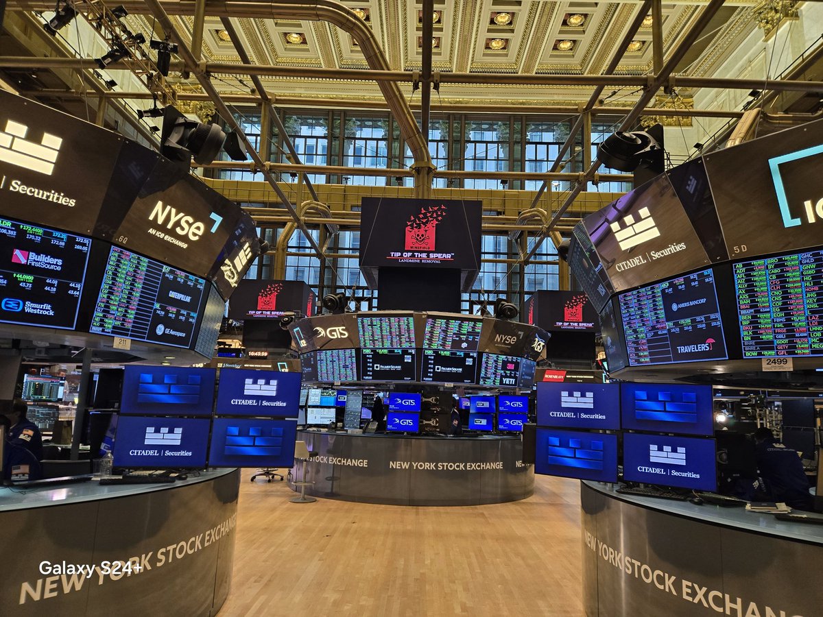 tipofthespear42's tweet image. Not much surprises me anymore, but walking into the New York Stock Exchange for a meeting, then seeing our Tip of the Spear logo on every screen, absolutely floored me. This was an amazing opportunity to spread the word about Landmineremoval.org and the landmine crisis in…