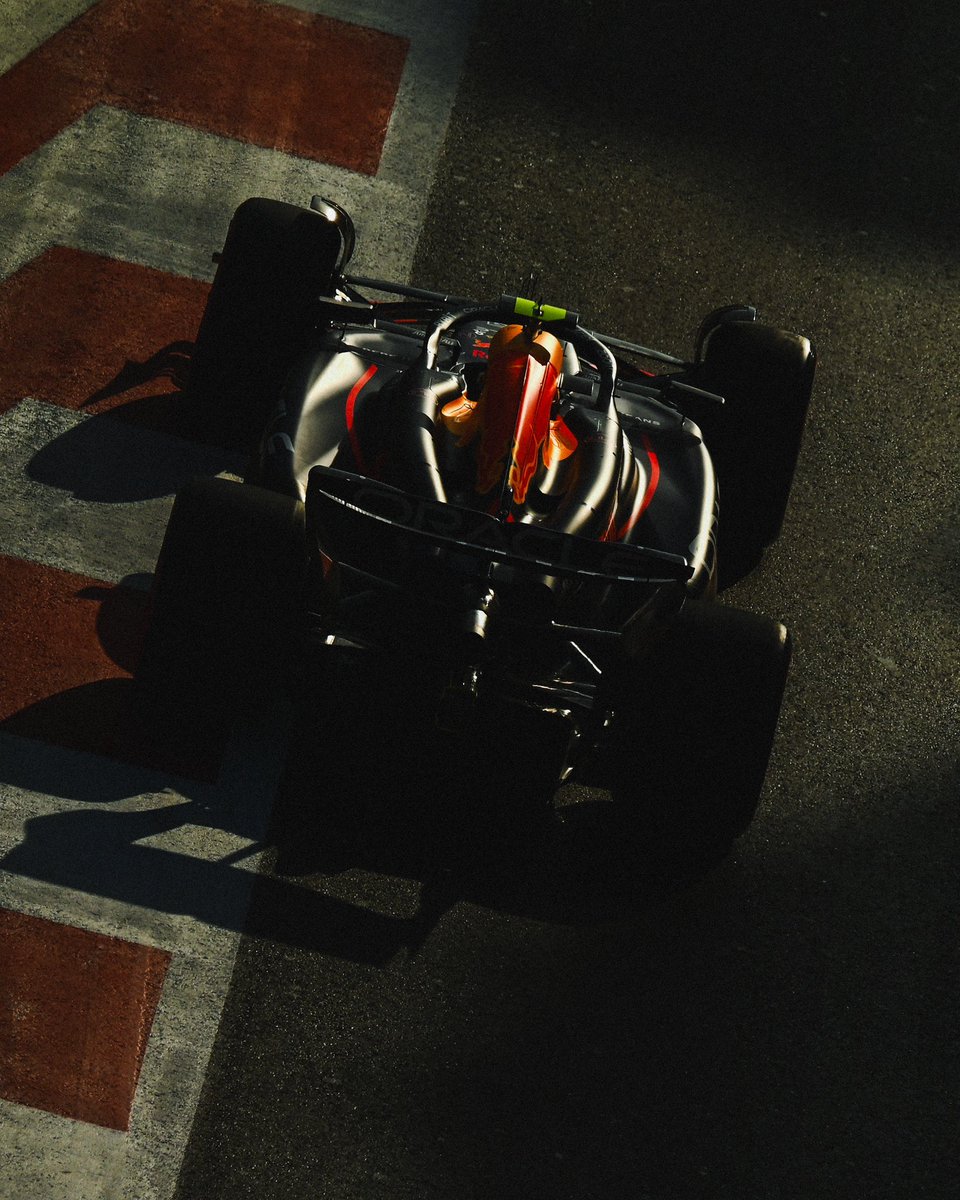SChecoPerez's tweet photo. Was close but just not enough. We’ll fight and give it our all tomorrow.

Estuvimos cerca, pero no fue suficiente. Mañana vamos a luchar y darlo todo.

#SP11 https://t.co/64jJAqcWGX