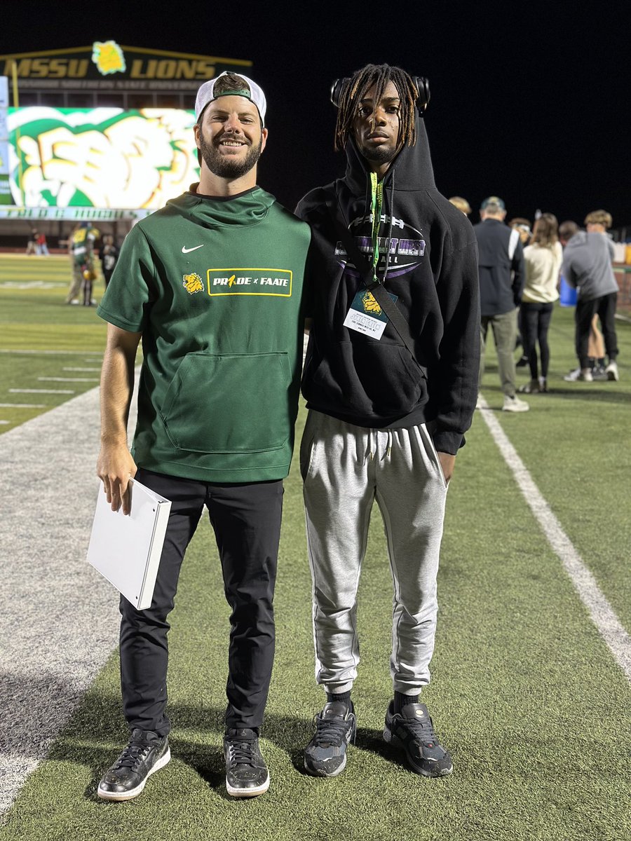 Jyren Green (@jygreen17) on Twitter photo Had a great time <a href="/MOSOFootball/">Missouri Southern Football</a> last week thank you @TJenkins_Moso for the game day invite <a href="/Jaguarfootball1/">Fort Zumwalt West Football</a> Had a great time <a href="/MOSOFootball/">Missouri Southern Football</a> last week thank you @TJenkins_Moso for the game day invite <a href="/Jaguarfootball1/">Fort Zumwalt West Football</a>