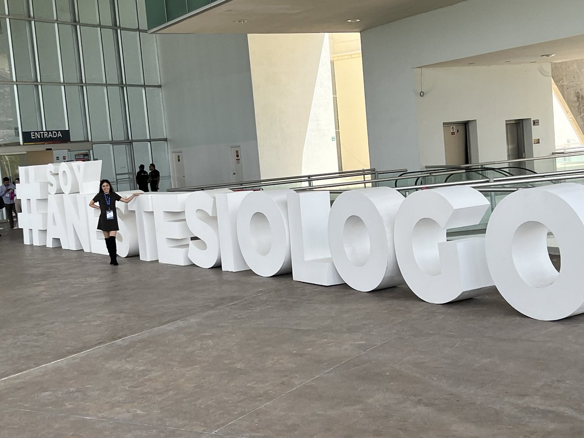 annhev2's tweet photo. Momentos antes de la tragedia en el LVI Congreso Mexicano de Anestesiología 🫶🏻 #SLP #FMCAAC #Survivor https://t.co/yqFnexsuYo