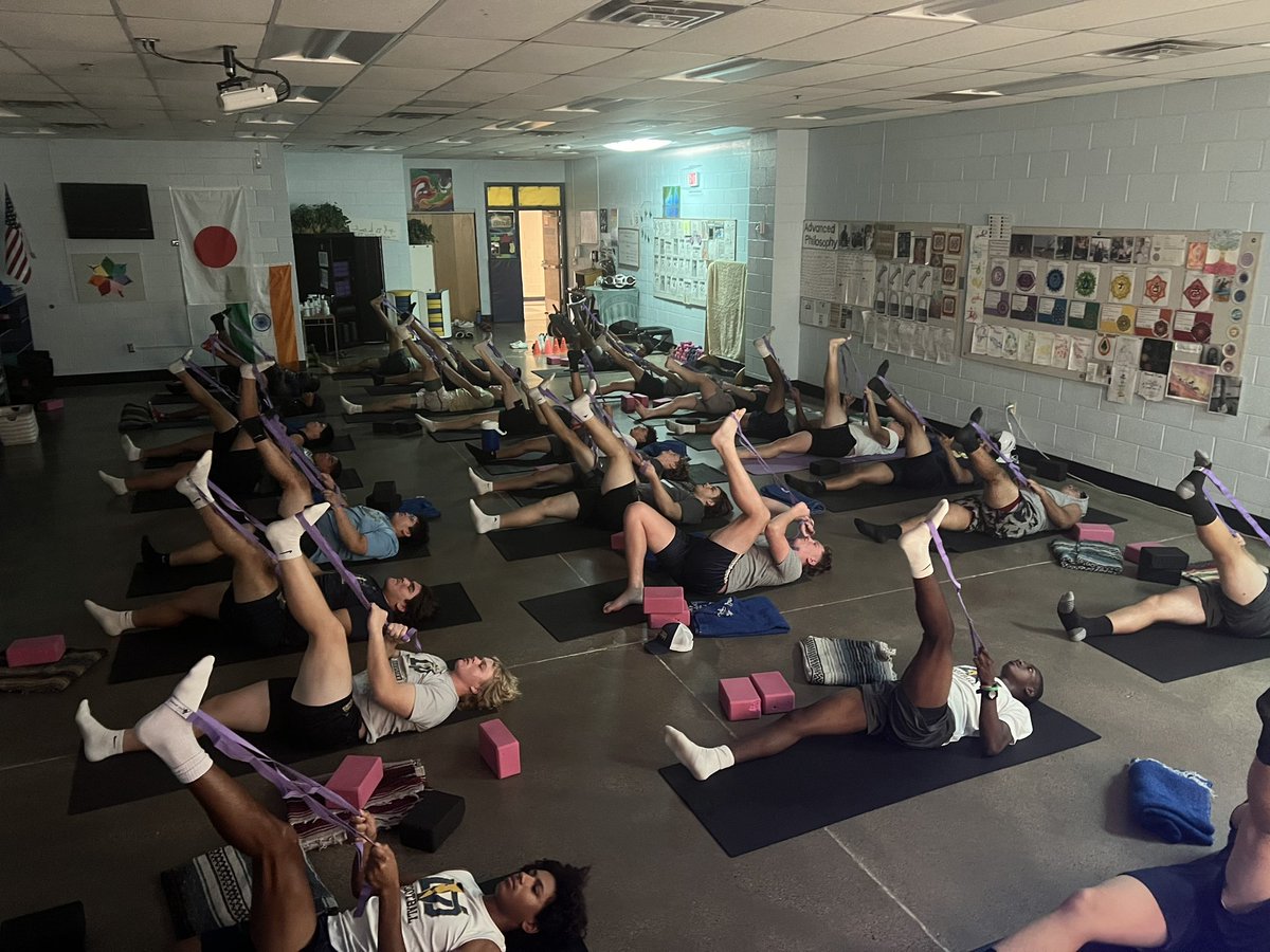 Thank you Coach Goe for your help keeping our boy healthy &amp; game ready. 

Saturday Morning 🧘

#EAT