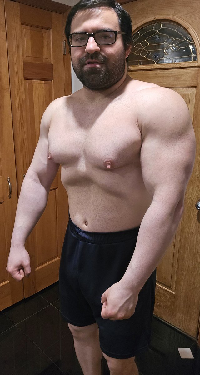 Chris1Constant's tweet photo. Day 9 bigger and leaner by day! Dried out a bit but still ways more to go, believe you can do it https://t.co/AdtTkhVTPV