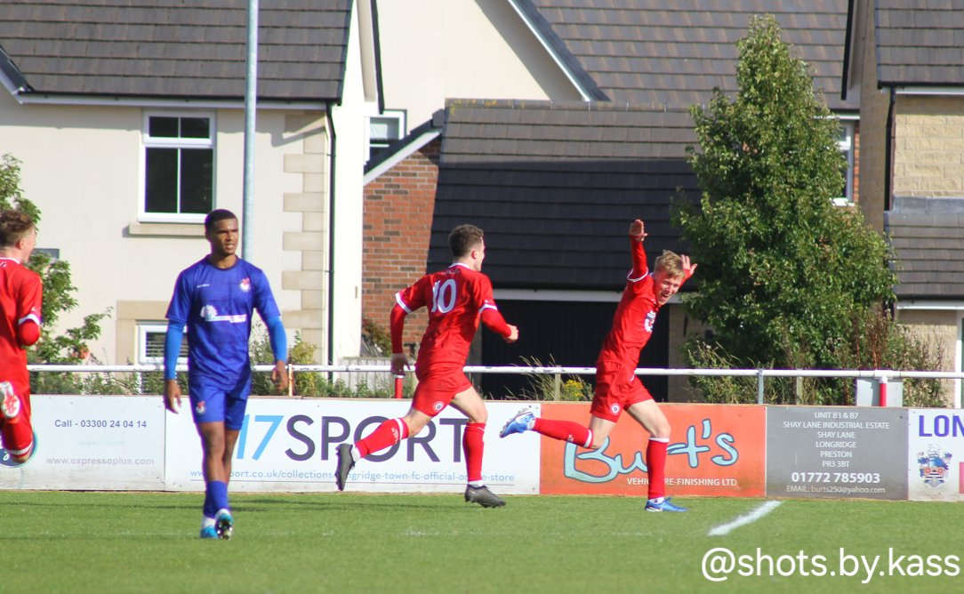 LongridgeTownFC's tweet image. Some birthday 🥳

#UpTheRidge