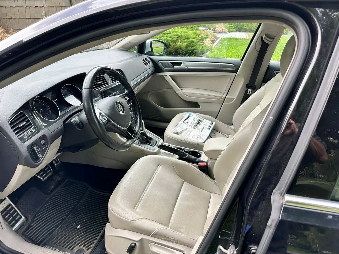 LockyIce's tweet image. 2018 Volkswagen Golf Alltrack SE
Price $8500
Down payment $2000
Make
Volkswagen
Model
Golf
Mileage
141,800
VIN
3VWH17AUXJM757624
Engine
1.8L Turbocharged I4
Drivetrain
4WD/AWD
Transmission
Automatic (6-Speed)
Exterior Color
Deep Black Pearl Metallic
Call 
3038357676