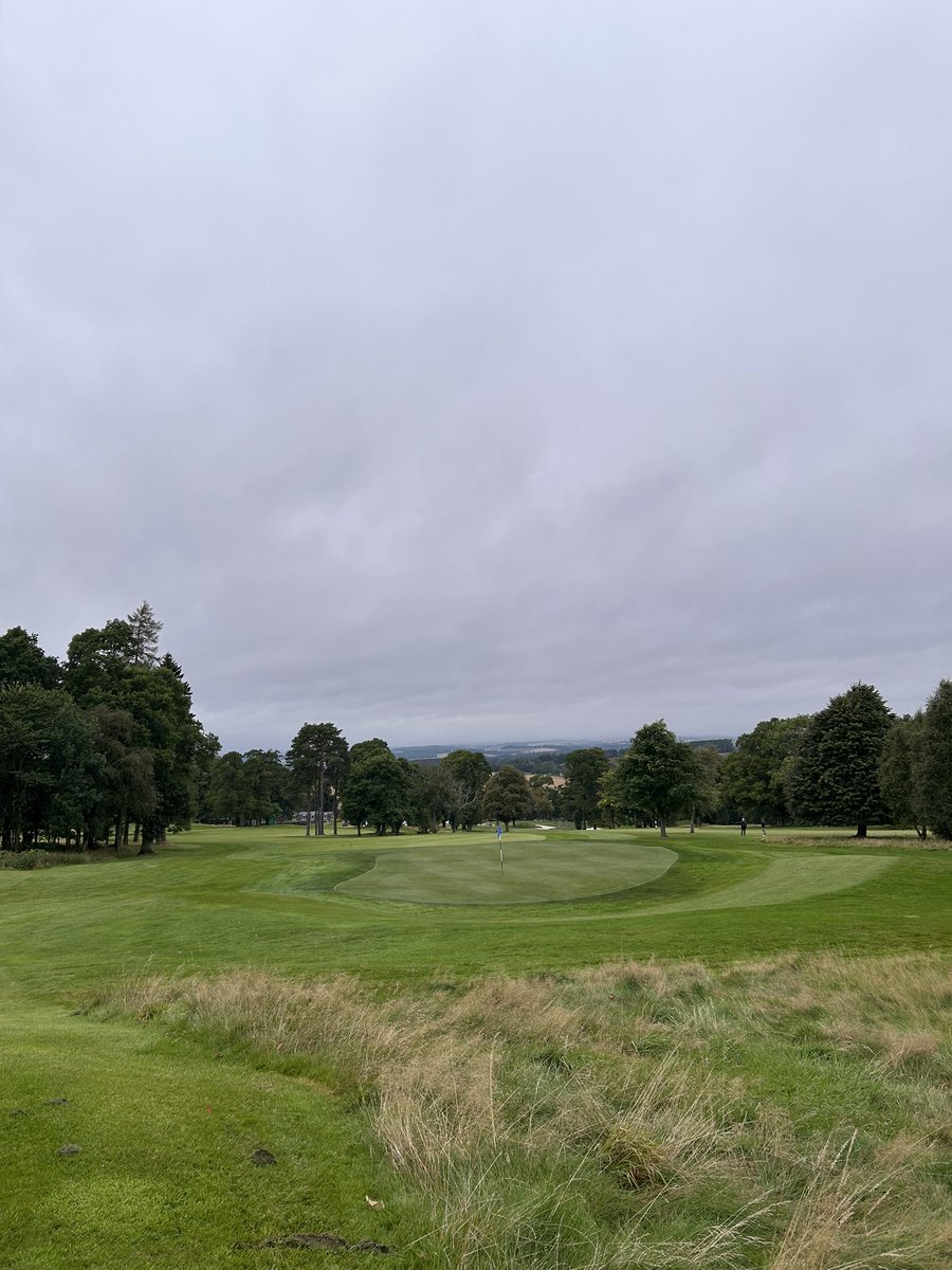 A great day for the <a href="/Murrayshall/">Murrayshall Country Estate</a> Pro-Am where <a href="/GrahamFoxGolf/">Graham Fox</a> scored an excellent 63 (-9) to win the tournament by 4 shots ahead of <a href="/James_McGhee/">James McGhee</a> 

Full results ➡️ pgagbi.bluegolf.com/bluegolf/pgagb…