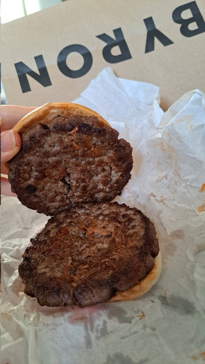 Littleg21's tweet photo. @ByronBurgersUK ordered the youngest a plain burger no sauce and he gets a burger that looks like someone has stuck pulled pork on I and then changed their mind!!! F*cks sake!!!! 😡 https://t.co/zf4LvM5UZP