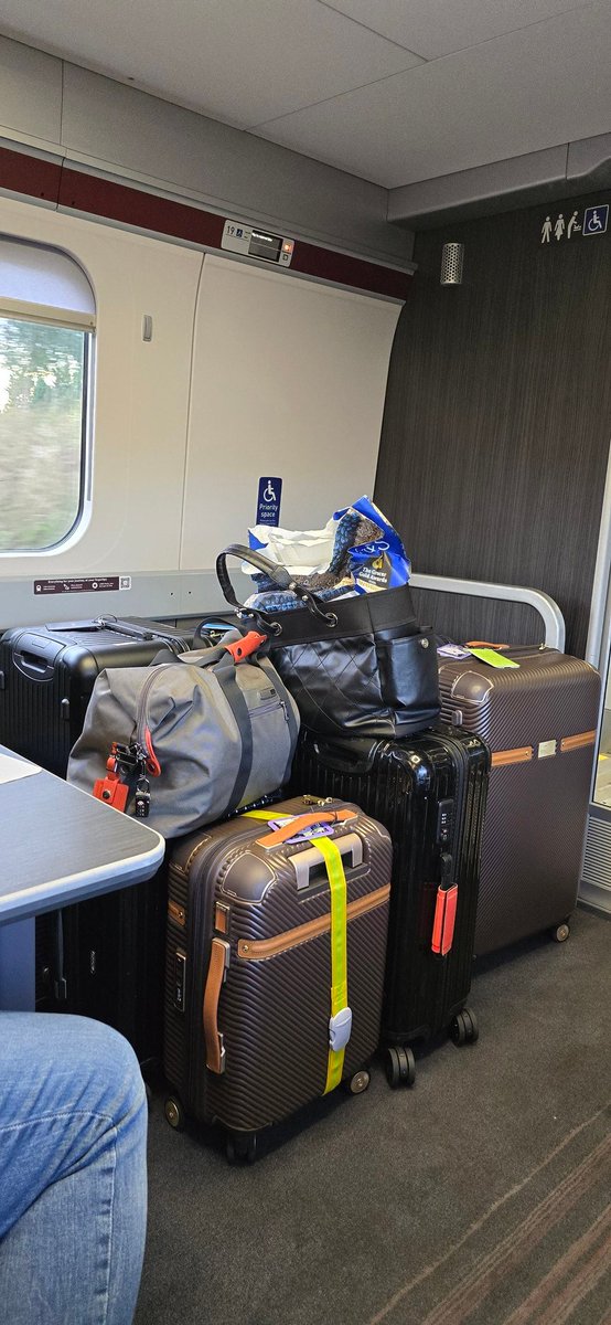 freddiestabb's tweet image. This is how the #PriorityWheelchairSpace has been used by a fellow traveller on the train.... @LNER #DisabledAccess #NotOK #Inconsiderate #NothingAboutUsWithoutUs #DisabilityAwareness #Dangerous