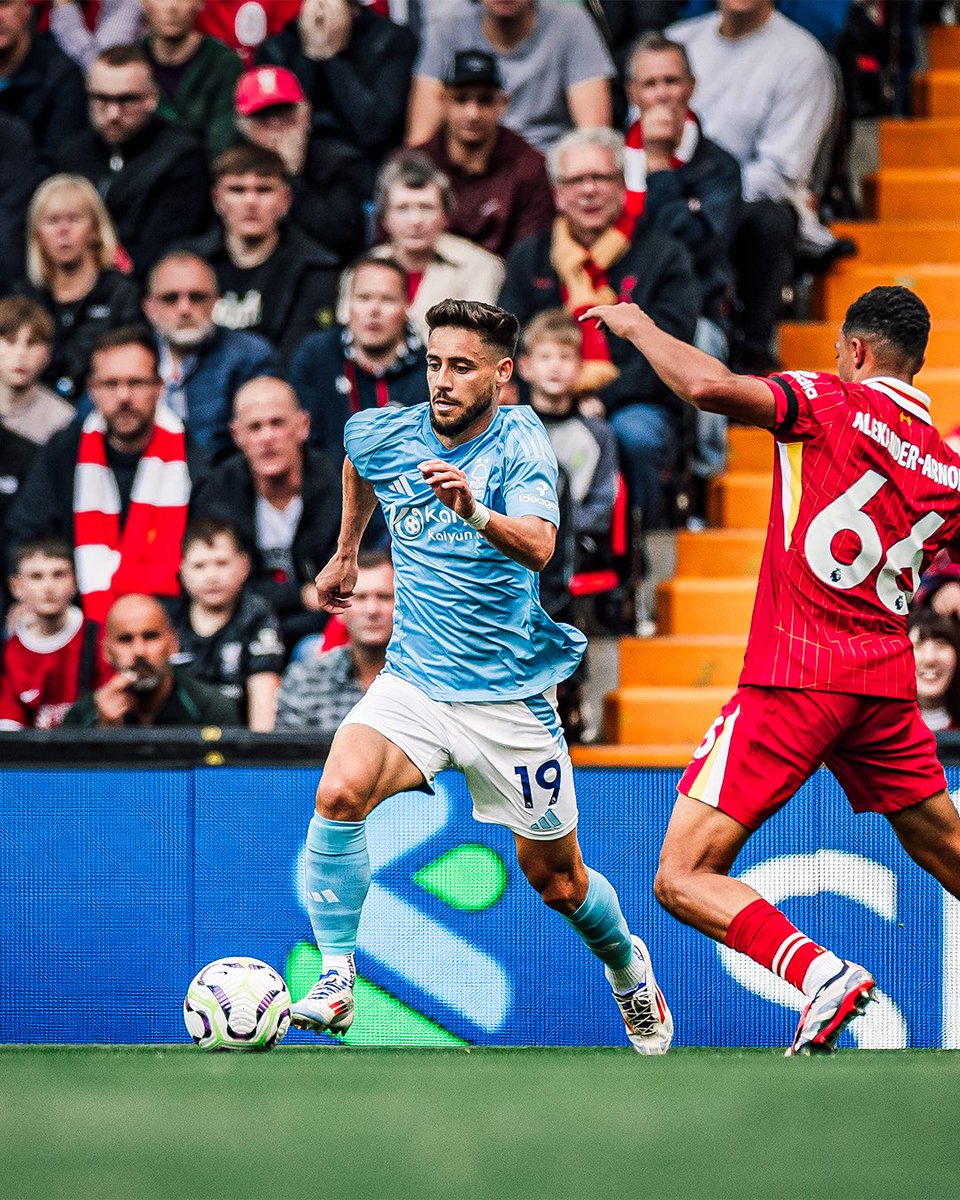 Álex Moreno tweet media