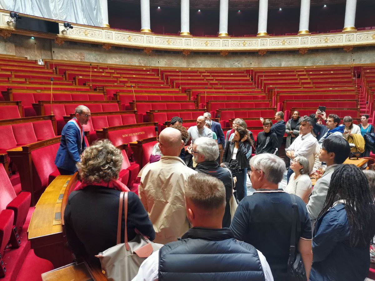 Heureux d’avoir accueilli les habitant•es à l’<a href="/AssembleeNat/">Assemblée nationale</a>. Entre visite des lieux et mémoire politique, l’Assemblée reste le coeur de la représentation du peuple. Vous êtes chez vous.