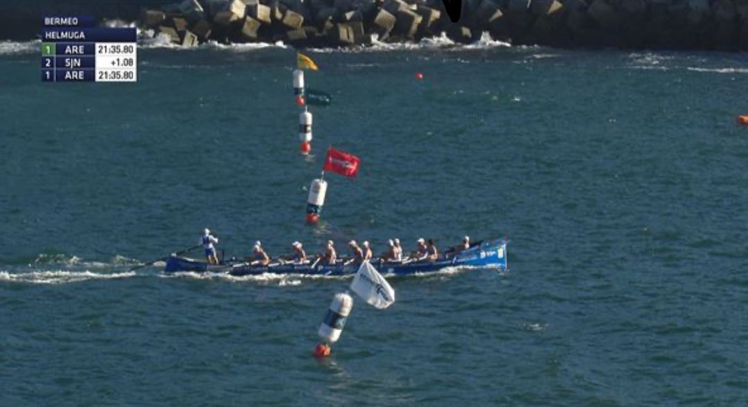 🚣PLAY OFF ACT🚣
🔹Primeiros en Bermeo, cinco puntos como cinco soles. 
💙Mírame e dame outra pada, voga e sofre, non te rindas…eres xabrento, bravo como As Mirandas!!!
💙Aaaares Aaaares!
#AúpaAres #bravuraxabrenta #haicanteira