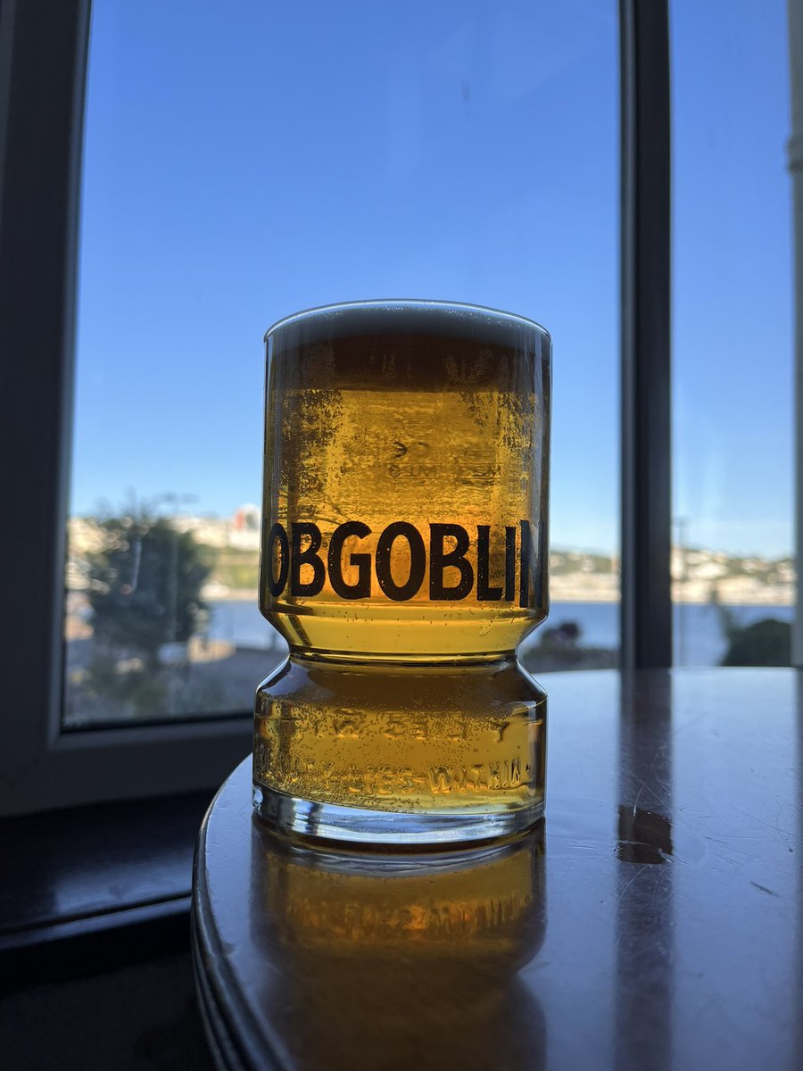 Holiday in Great Britain, #Torquay. Drinking one of <a href="/CraigHughes123/">CraigHughesUpholstery</a> favorites… 😉🍻