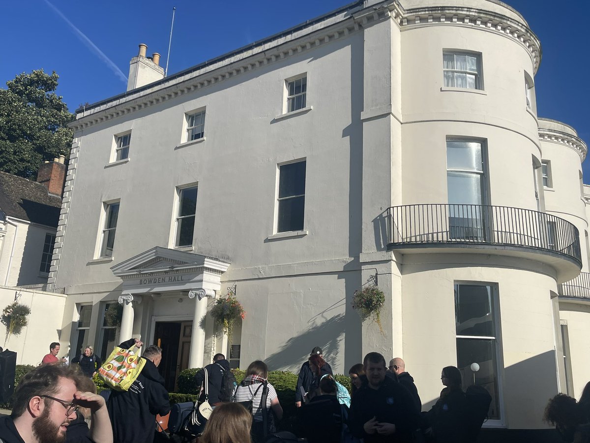 BessesBoysBand's tweet photo. After a little bit of traffic and some very narrow lanes towards the end of the journey we have arrived at our hotel! Time to check in before a rehearsal here - will it sound as good in Gloucester as it did in Simister???? #BrassBand #ContestTimes #Finals2024 #BandOnTour https://t.co/T0hVZpK27Y