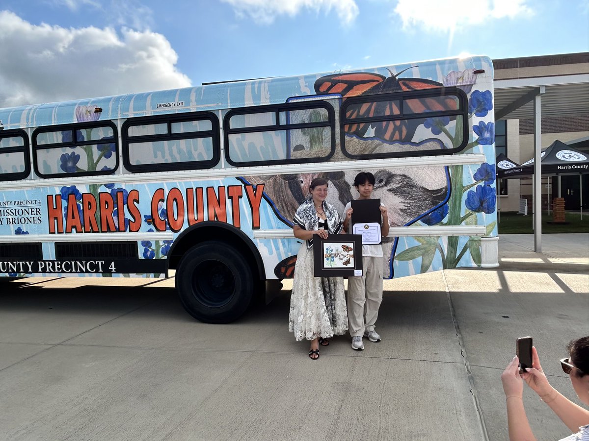WWJH_ART's tweet photo. We are spreading the beauty of @FineArtsTomball around @HCPrecinct4 through the amazing artwork of one of our @TISDWWJHS students! #DestinationExcellence
@TomballISD https://t.co/fXhzcT5yxA