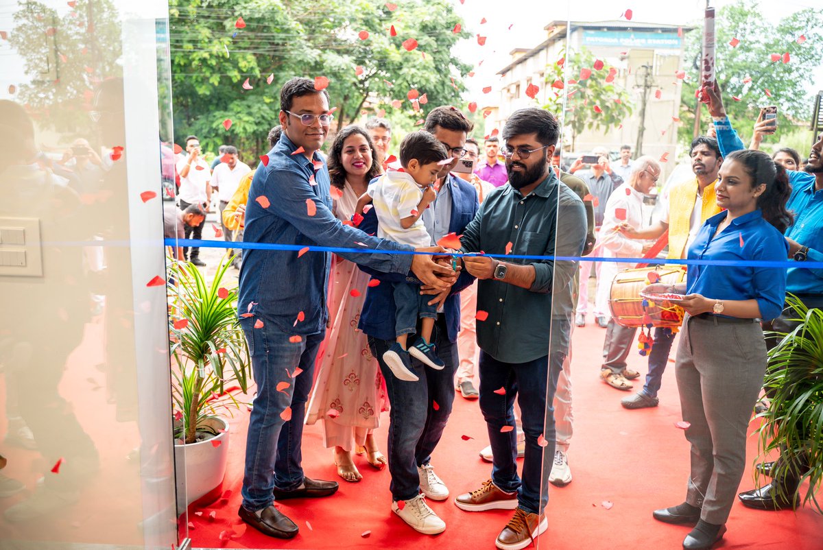 SimpleEnergyEV's tweet image. Goa, your wish is our command! 🌴✨ We’re beyond excited to open Goa’s very first Super EV #SimpleStore!🛵

#GoaDiaries