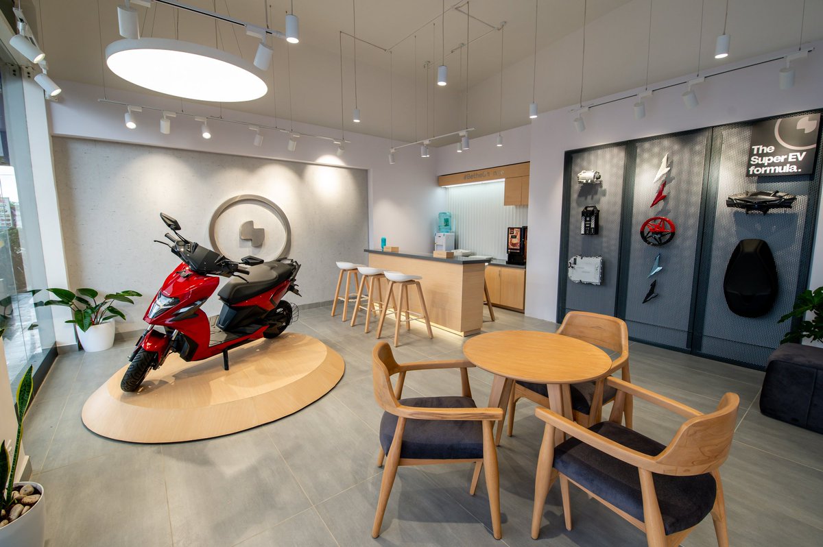 SimpleEnergyEV's tweet image. Goa, your wish is our command! 🌴✨ We’re beyond excited to open Goa’s very first Super EV #SimpleStore!🛵

#GoaDiaries