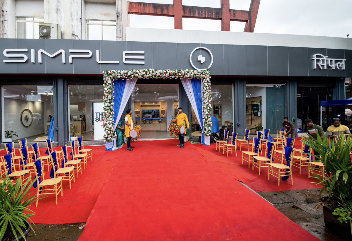 SimpleEnergyEV's tweet image. Goa, your wish is our command! 🌴✨ We’re beyond excited to open Goa’s very first Super EV #SimpleStore!🛵

#GoaDiaries