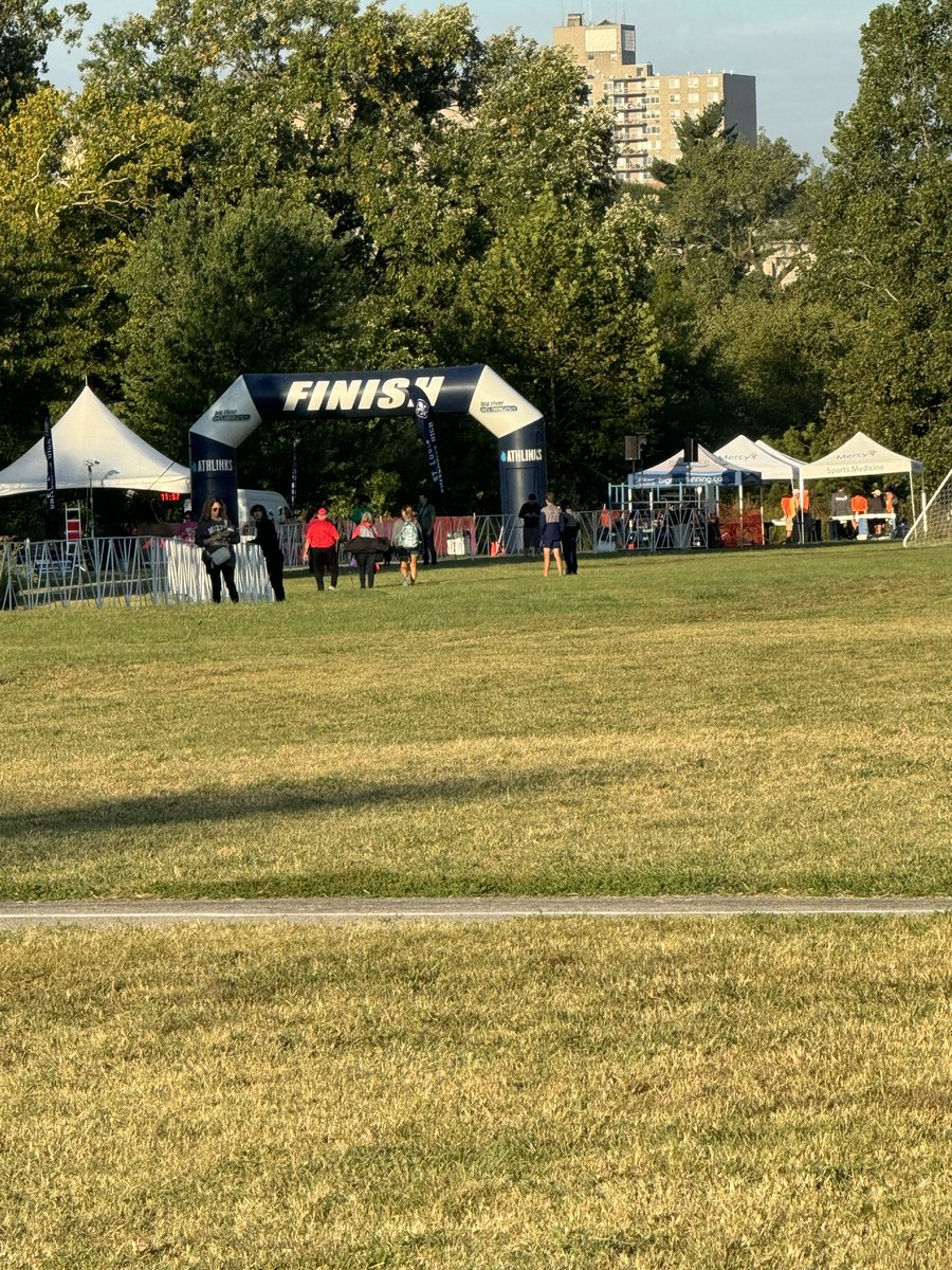 It’s great day to be a Lion! FZE racing at the Forest Park Invitational today!!!