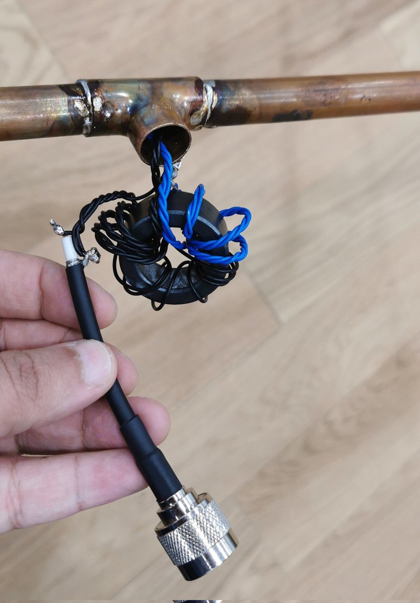 lambdaprog's tweet image. I had two 2m copper pipes left, so I built a #YouLoop