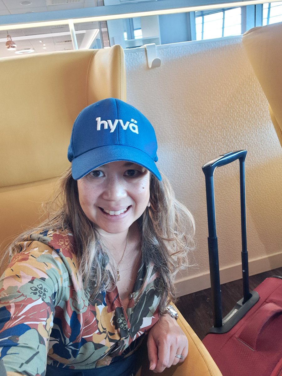 Thien-Lan Weber tweet media