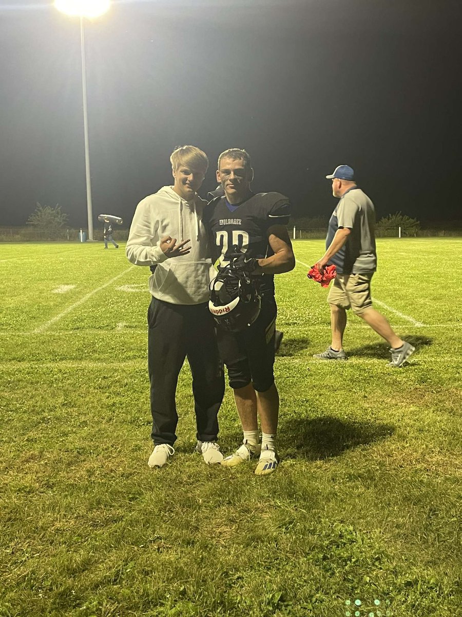 FeartheZier's tweet photo. Shoutout to @BryceAude for showing some love at our home opener.
Happy to get the W over state ranked Fulton 46-22
210/16 rushing yards with 3 tds last night. Let’s keep it rolling
#gocatz https://t.co/bi15DumbC0