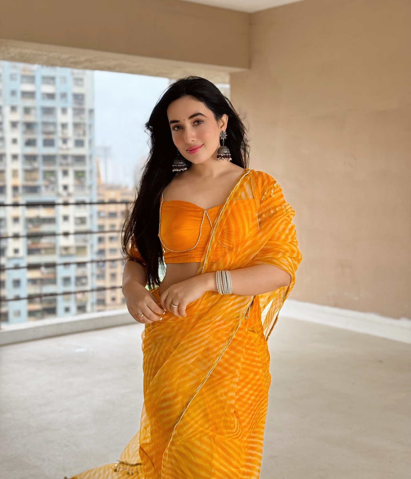 GXcG4a_bwAIloZw?format=jpg&name=large