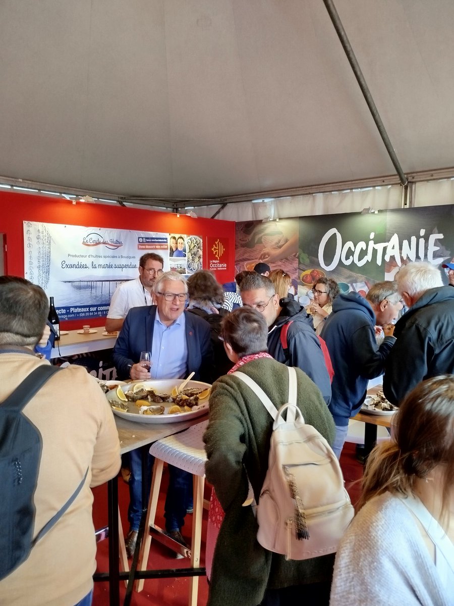 🚀 Inauguration du stand Occitanie à la Fête de l'Humanité 2024 avec les élu-es communistes de la région Occitanie ! 
#FetedelHumanite #Fetedelhuma