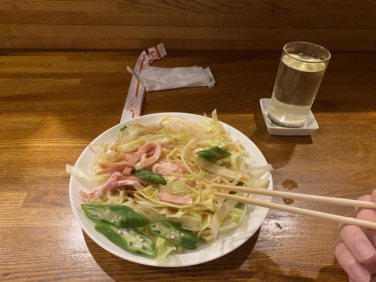 jack2_D's tweet photo. バーで出る飯じゃない
けど美味いから許す……！！！！！！！ https://t.co/H3U7cDOhES