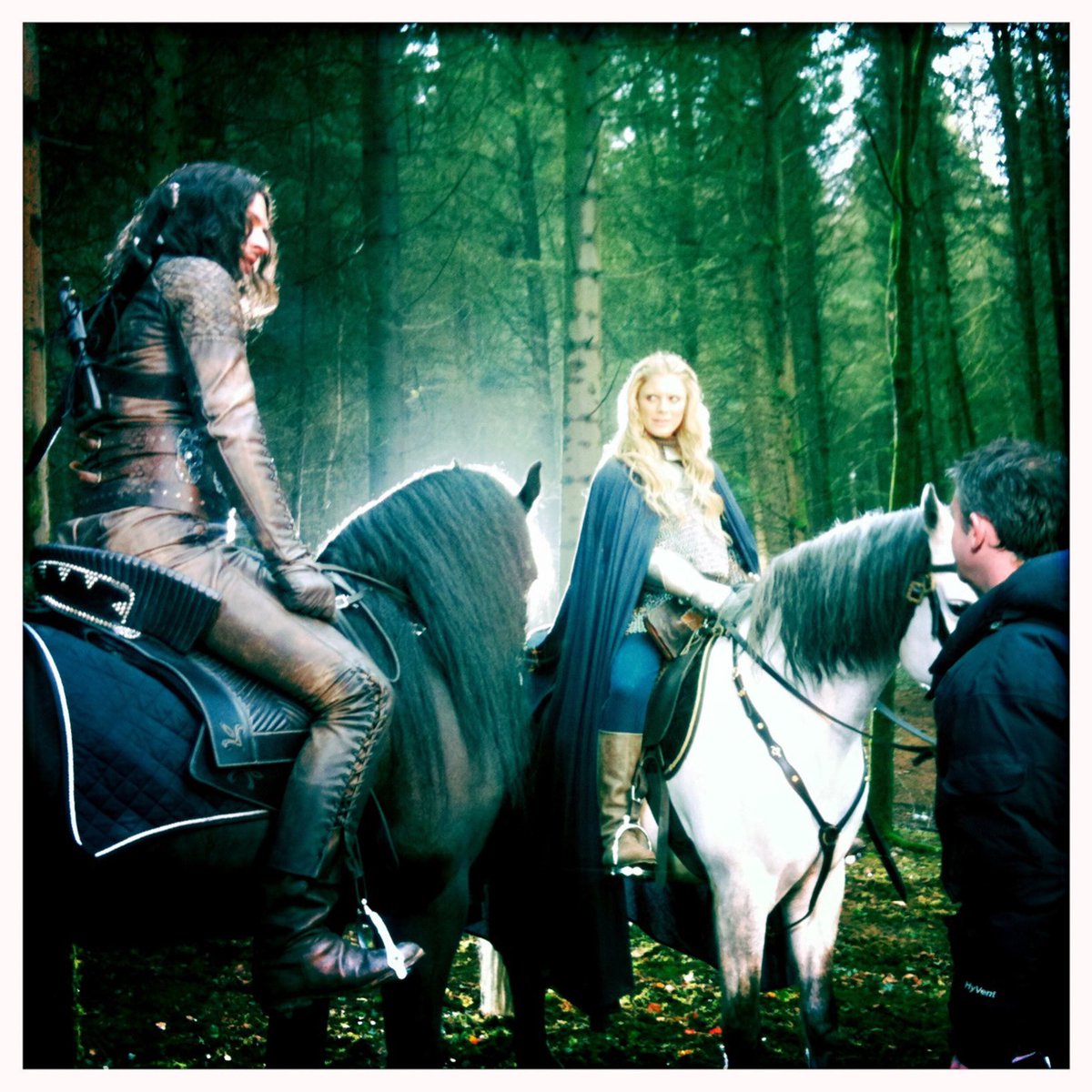 CMagnumfan's tweet photo. #MerlinTvSeries BTS cinematography with #EmilyFox #Morgause #Cenred #TomEllis 

Credit #Merlin photographer Dale E McCready https://t.co/xLqOgBdLzr