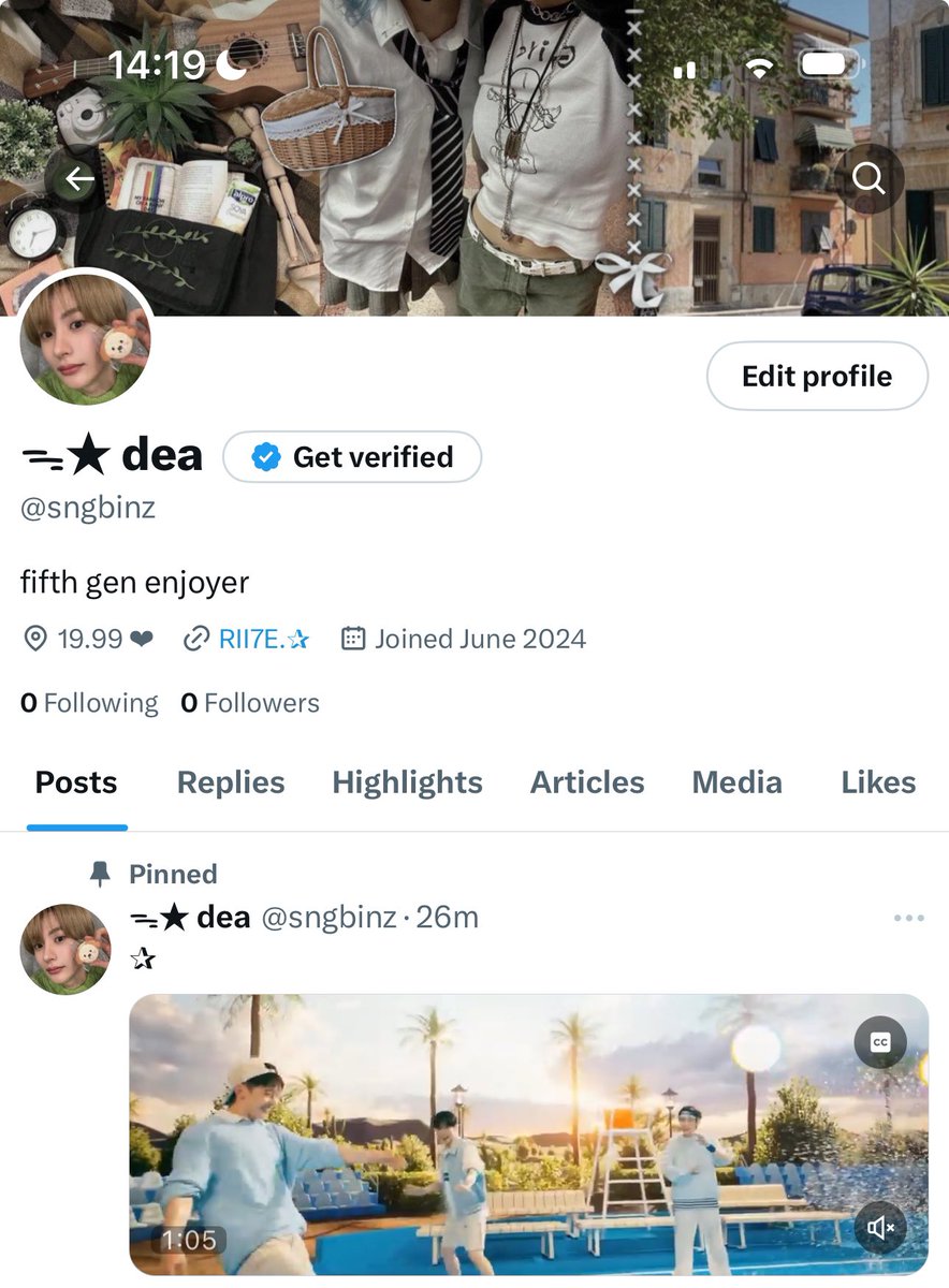 ourzbii's tweet photo. moots which layout for the new acc 😟 ?? https://t.co/J5bpa6qgS5