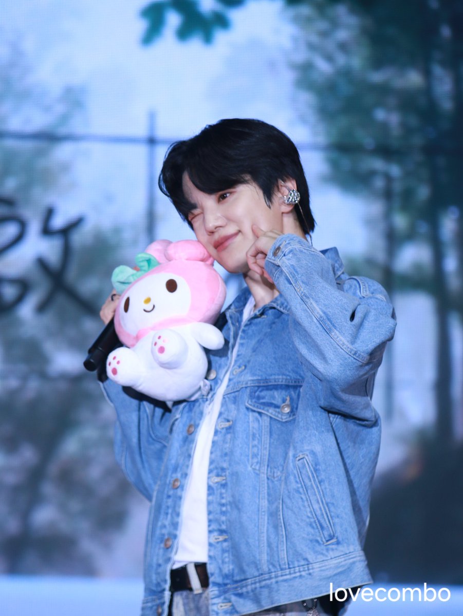 LoveCombo_'s tweet photo. 240914 이성종 홍콩 팬미팅 다시,시작
쫑토끼🐰🐇

#인피니트 #이성종 #성종 https://t.co/BUHkZhZWFo